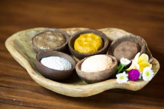 Bali Kahyangan Healing Dinner - Balinese Dinner at Bamboe Koening Restaurant