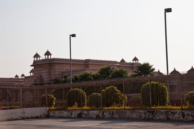 Day Trip to Gandhinagar (Guided Full Day Sightseeing Tour From Ahmedabad) - Additional Booking Tips