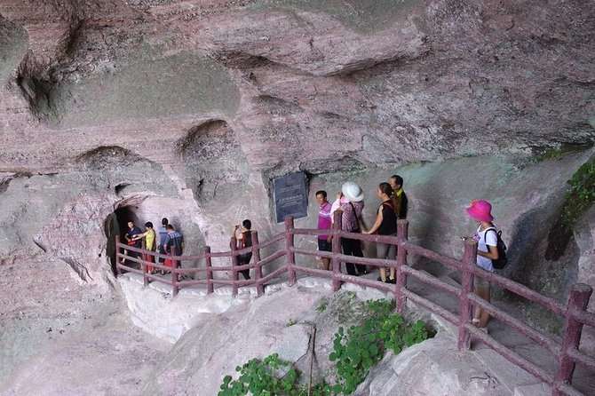 Full-Day Guilin Private Tour to Ziyuan Bajiaozhai Geography Park With the Lunch - Lunch Experience