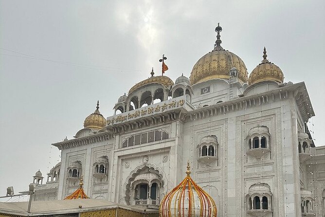 Half Day Old Delhi Tour With Swaminarayan Akshardham Temple - Lunch at Local Restaurant