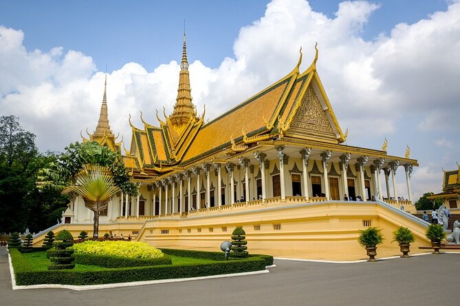 Half Day Private Tour in Phnom Penh - Booking Information