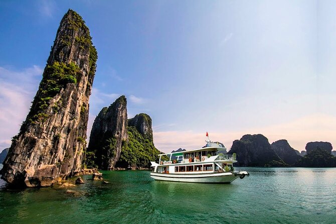 Halong Wonderbay Cruise- Luxury, Smaller Group, Better Care - The Sum Up