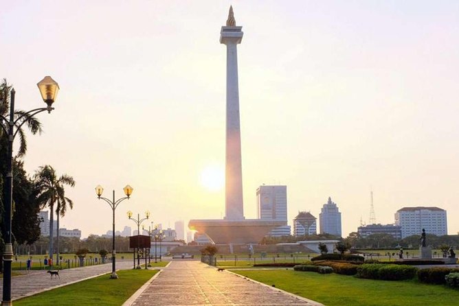 Jakarta : Private Tour With Lunch ( Custom ) - Booking Confirmation