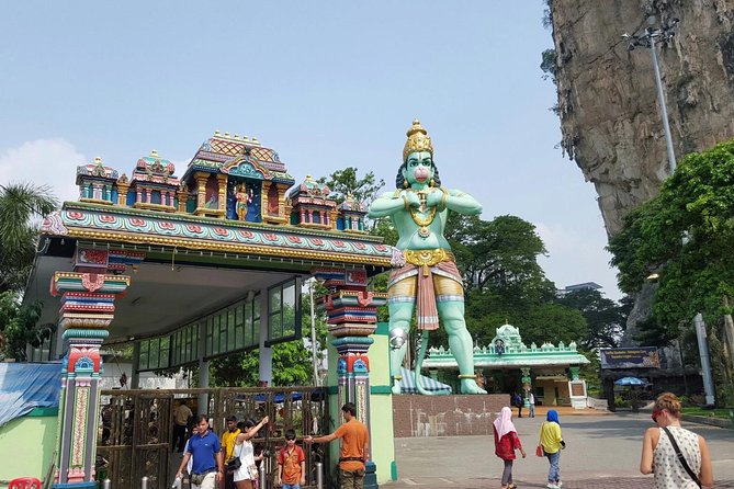 Kuala Lumpur Suburbs and Batu Caves Tour - Frequently Asked Questions