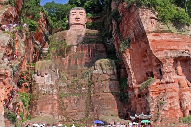 Private Day Tour to Chengdu Panda Base and Leshan Giant Buddha - Important Information