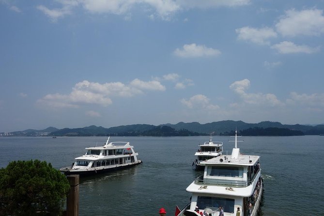 Private Day Trip to Qiandao Lake From Hangzhou - Accessibility and Accommodations
