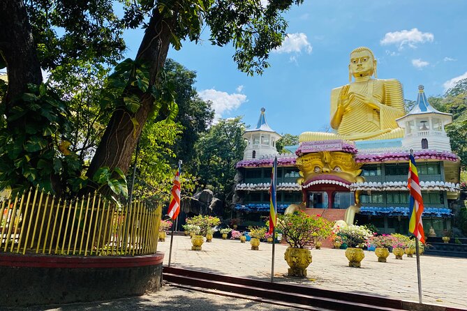 Private Day Trip To Sigiriya Rock and Dambulla Caves From Colombo - Booking and Cancellation Policy