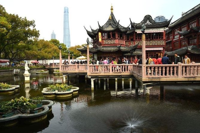 Private Shanghai Day Tour to Jinmao Tower,Yu Garden Nanjing Road Bund With Lunch - Accessibility Information