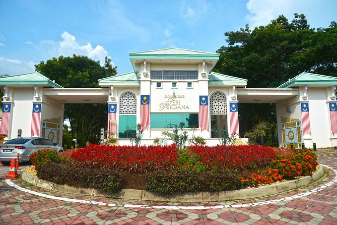 Putrajaya, Batu Caves & Kuala Lumpur City Full-Day (10-Hrs) - Tour Logistics