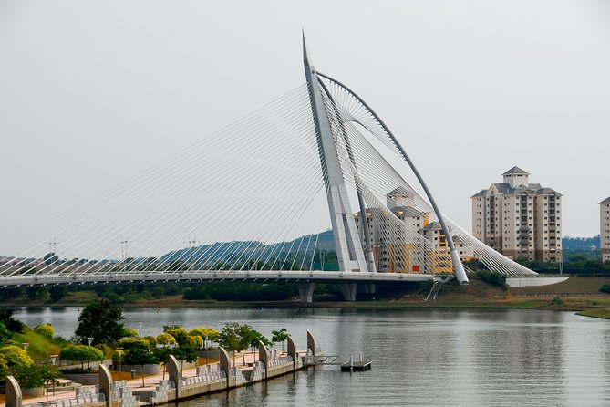 Putrajaya Tour From Kuala Lumpur - Operator Information