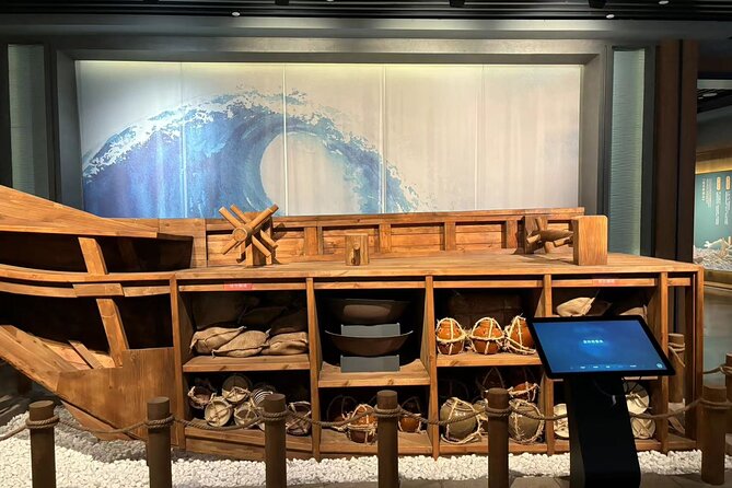 Southern Han Mausoleums Museum and Nanhai God Temple Tour - Pricing and Options