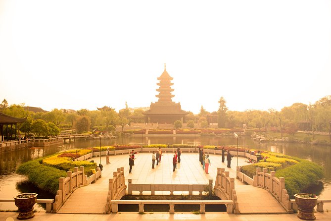 Suzhou Private Walking Tour With Panmen Gate, City Moat and Yiyuan Garden - Directions