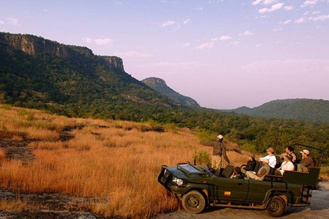 Udaipur City Day Tour With Kumbhalgarh Fort & Ranakpur Jain Temple Tour In 2 Day - Frequently Asked Questions