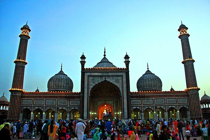 Walking Tour of Old Delhi Includes One Meal and Rickshaw Ride With Guide - Directions