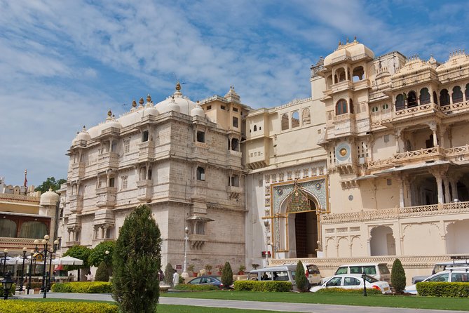 Walking Tour of Udaipur's Old City - Directions and Tour Itinerary