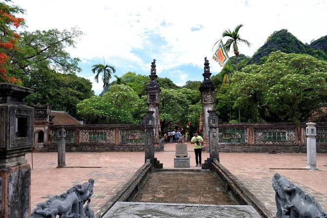 Full-Day Admire EPIC ANCIENT CAPITAL Hoa Lu - Tam Coc | Coach, Lunch Included - Frequently Asked Questions