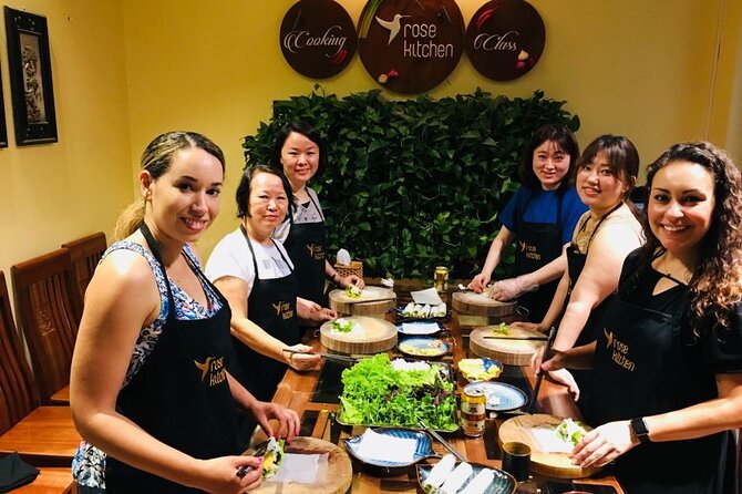 Hanoi Cooking Class With Market Tour - Welcome Drink Experience