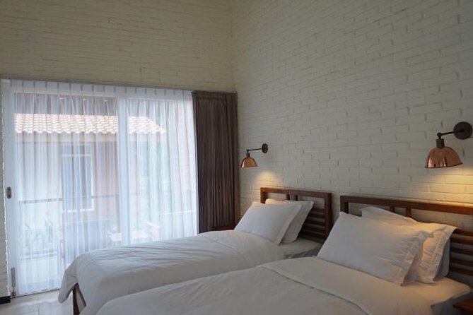 Mount Bromo & Madakaripura & Tumpak Sewu Tour (3D2N) - Hotel - Pricing, Cancellation, and Guarantee