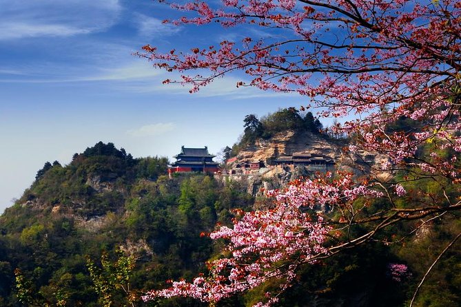 Private 2days Tour to Shiyan Wudang Mountain Start From Wuhan and End in Wuhan - Frequently Asked Questions