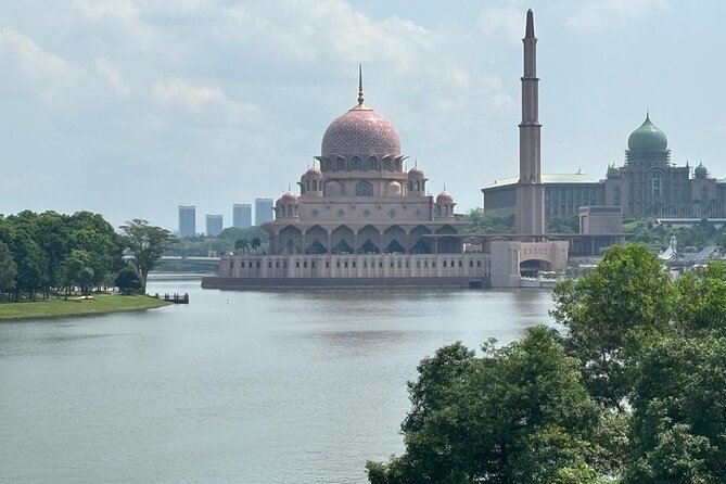 Putrajaya, Batu Caves & Kuala Lumpur Full-Day City Tour - Inclusions and Exclusions