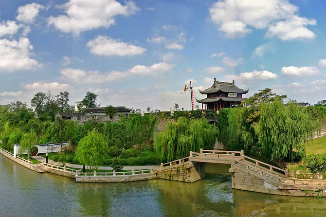 Suzhou Private Walking Tour With Panmen Gate, City Moat and Yiyuan Garden - Accessibility Details