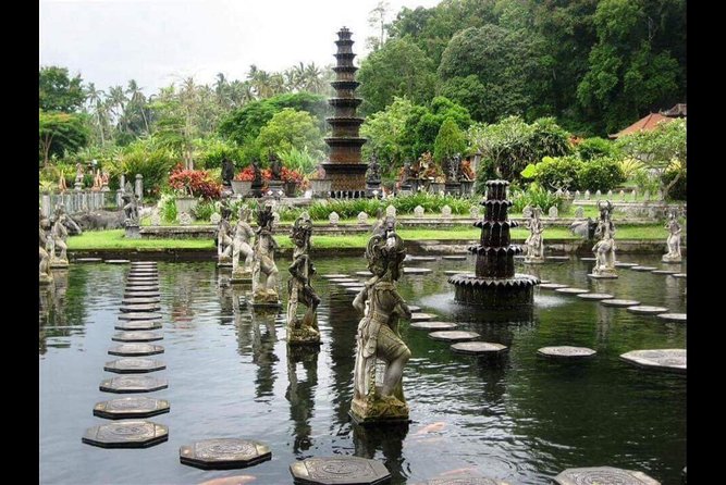 The Heaven Gate Lempuyang Temple, Rice Terrace & Waterfall - Booking Information