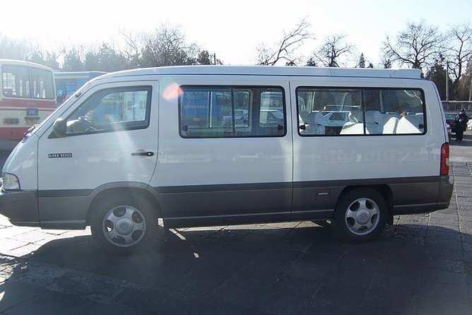 Tianjin Cruise Port to Hotels in Beijing Downtown Shared Transfer - Transport Vehicle Specifications