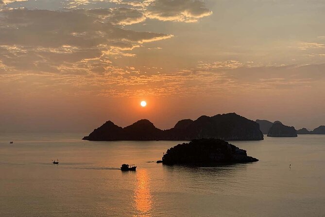 3-Hour Admiring the Sunset on Lan Ha Bay: Kayaking, Swimming - Health & Safety