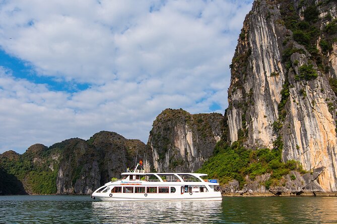Alova Premium Cruise a Midrange 6 Hours Cruise With Pick up - The Sum Up
