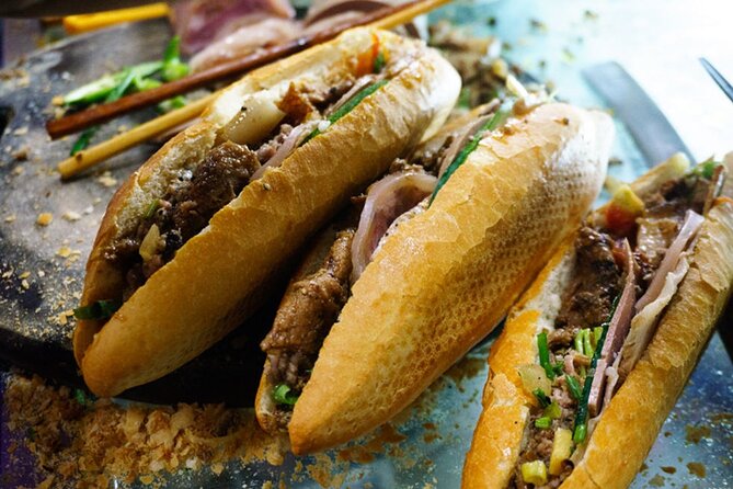 Best Hanoi Day Street Food Tour With Real Foodie Tastings - Maximum Group Size