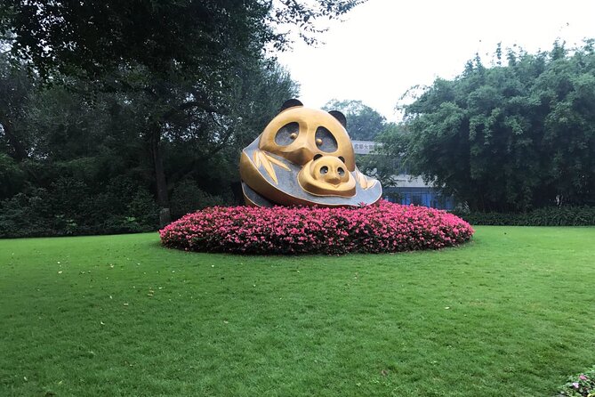 Chengdu Private Day Trip: the Research Base of Giant Panda & Leshan Giant Buddha - Booking and Cancellation Policy