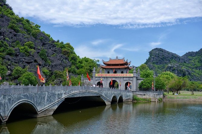 Full-Day Admire EPIC ANCIENT CAPITAL Hoa Lu - Tam Coc | Coach, Lunch Included - The Sum Up
