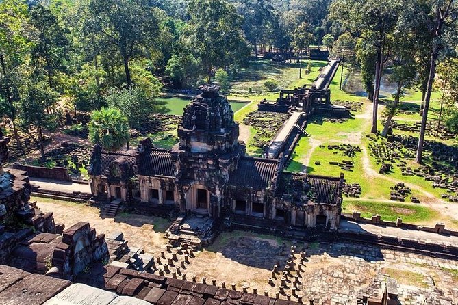 Full-Day Angkor Wat Temples With a Local Tuk Tuk Tours - Tour Experience