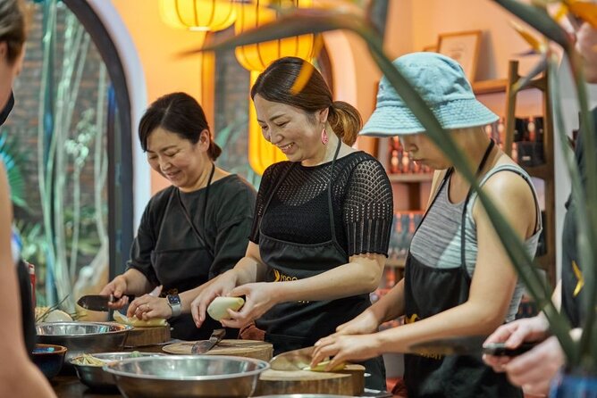Hanoi Cooking Class With Market Tour - Seasonal Fruits Delight