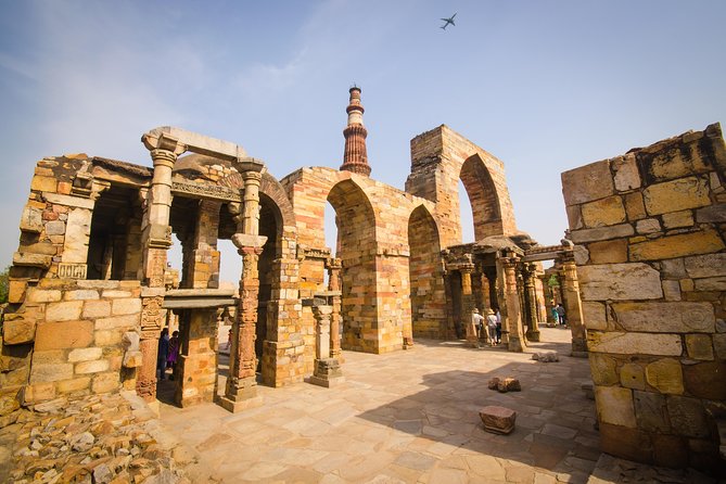 Historic Delhi Morning Tour Including Chattarpur Temple and Qutub Minar With Tuk-Tuk Ride - Frequently Asked Questions