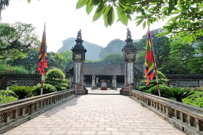 Hoa Lu -Tam Coc - Mua Cave Day Tour With Boat, Bike, Buffet Lunch - Meeting and Pickup Details