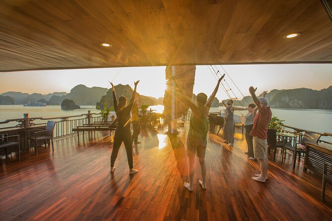 Lan Ha Bay Deluxe Cruise 2d/1n: Kayaking, Swimming at Pristine Places & Meals - Meeting and Pickup