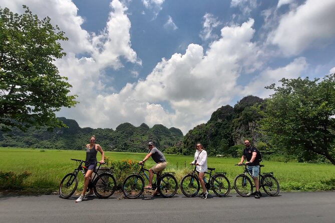 Mua Cave Tam Coc Hoa Lu Private Tour (Boat, Cycle, Local Family) - Important Details