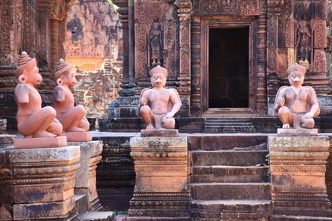 One Day Private Guide Tour to Kbal Spean ‘Thousand Lingas' & Banteay Srei - Frequently Asked Questions