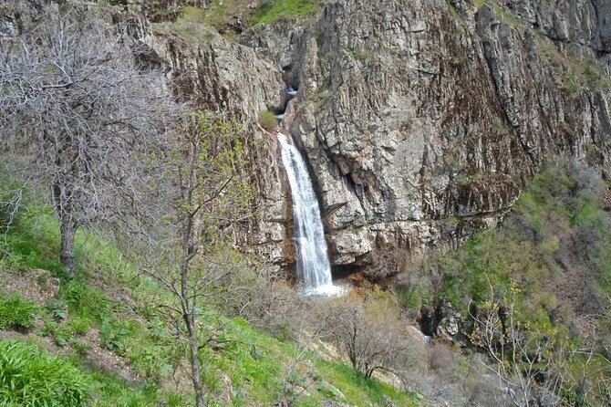 One-Day Trekking to Gusgarf Waterfall - The Sum Up