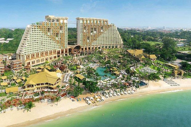 Private U-Tapao Airport to Hotel in Pattaya - Exclusive Group Participation