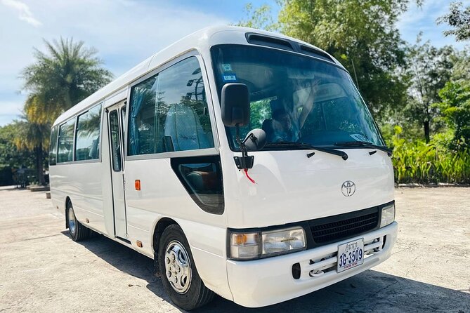 SAI Airport or Hotel Private Transfer(15-25 Seater 1-15 Pax) - Experienced Tour Guide and Driver Services