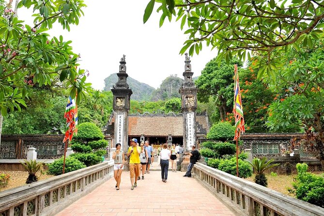 Small Group Ninh Binh Tour: Hoa Lu Tam Coc Mua Cave Day Tour From Hanoi - Biking Tour and Buffet Lunch