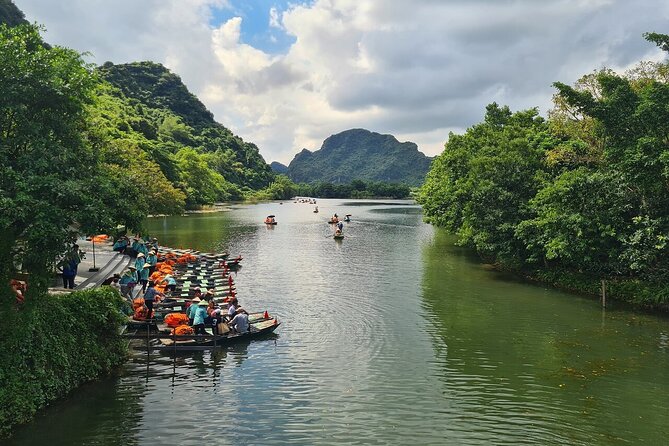 TOP RATED Luxury Daily Tour From Hanoi to Ninh Binh - Pricing and Booking Details