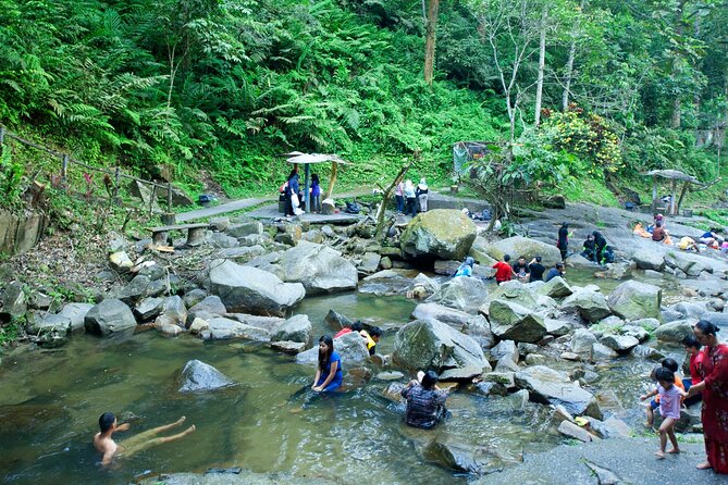 Kuala Lumpur Private Tour to Batu Caves Hotsprings And Waterfalls - Frequently Asked Questions