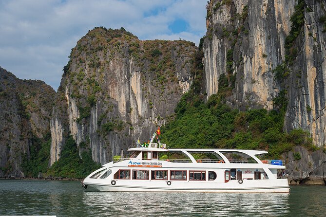 Alova Premium Cruise: A Luxurious 6-Hour Midrance Excursion - Good To Know