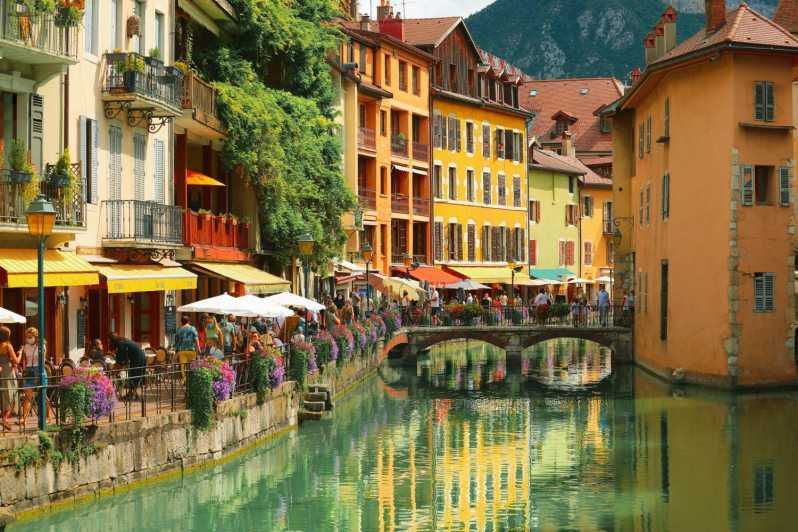 Annecy: Capture the Most Photogenic Spots With a Local
