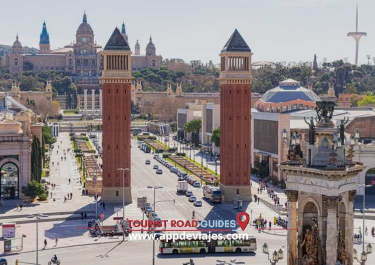 Barcelona: Park Guell Sagrada Familia & Tapas Tour Private - Tour Overview