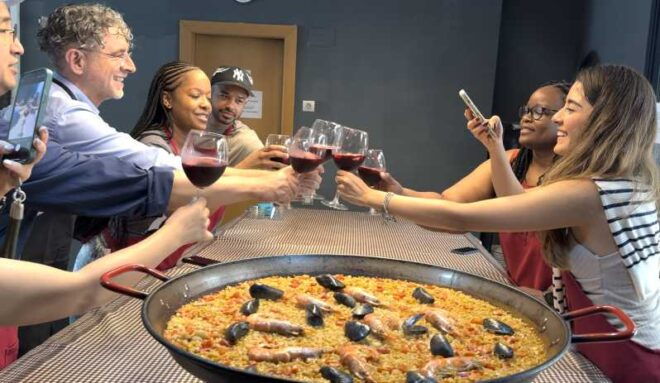 Barcelona: Seafood Paella ★Maestro★ & Tapas & Sangria - Market Tour Option Details