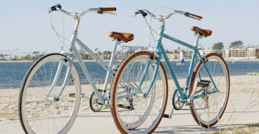 Barcelona: Seafront Bicycle Rental (Urban and Ebikes)